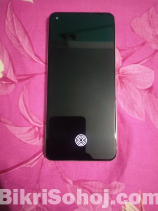 Oppo F21 Poro